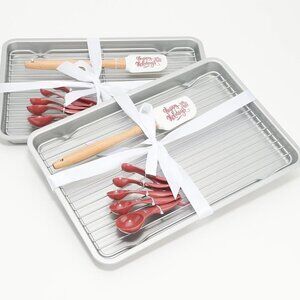 Chicago Metallic Set of 2 Baking Sheet Gift Sets - Metallic K52155
